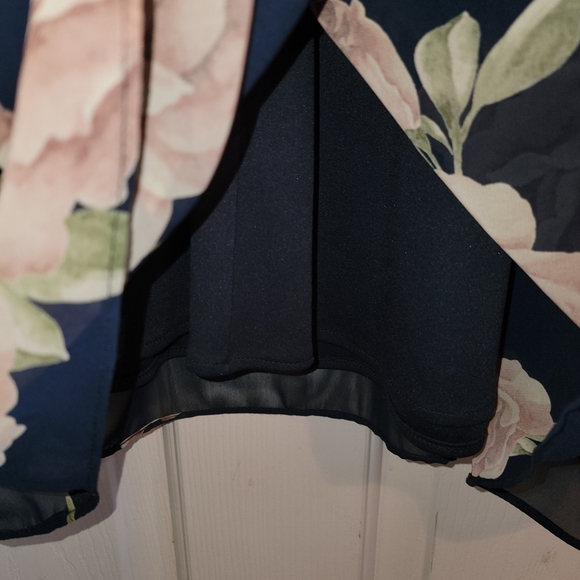 Lulu's Elegant Floral Maxi Dress in Navy and Blush - Picture 6 of 7